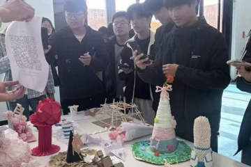 机电与能源学院成功举办“创艺飞扬”文创作品展！