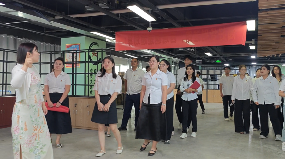 团学联动15