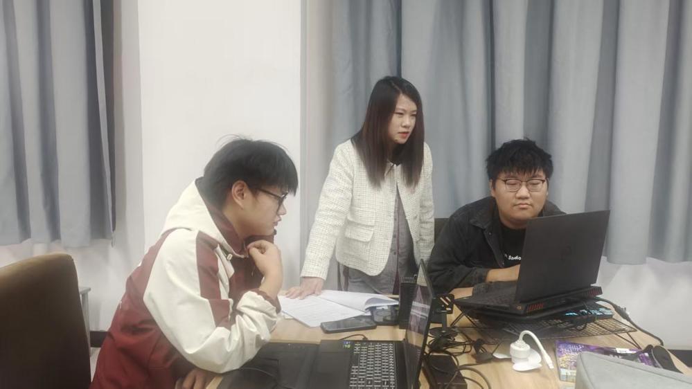 5556f332858c02c67c6f5354e7d7722f