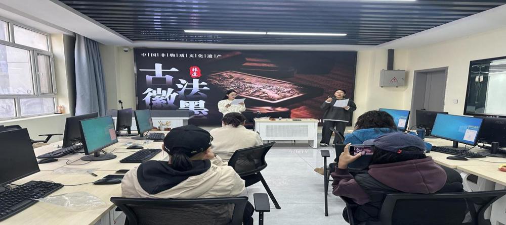 fcdc68847aa7b2882b28a35ba769359f