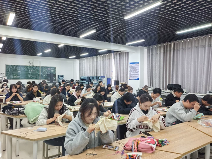 ed51d92ccb5a47bc83f29e945faac77c