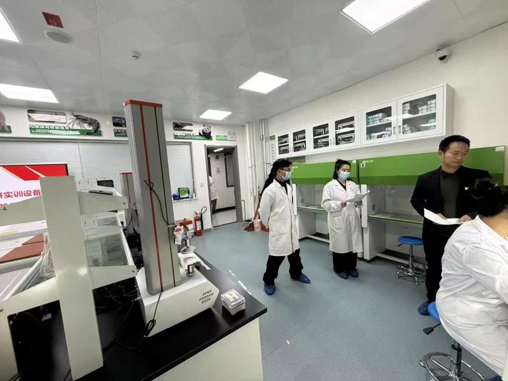 ac6411d361219fc3ebef1714c7b5eb35