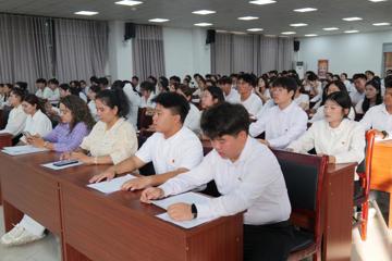 喀什职业技术学院2025-2026学年青马班开班仪式顺利举行