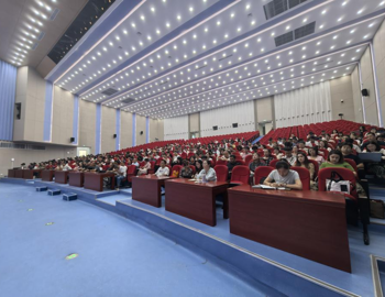 喀什职业技术学院开展2025年秋季学期开学前“三支队伍”能力提升培训简报