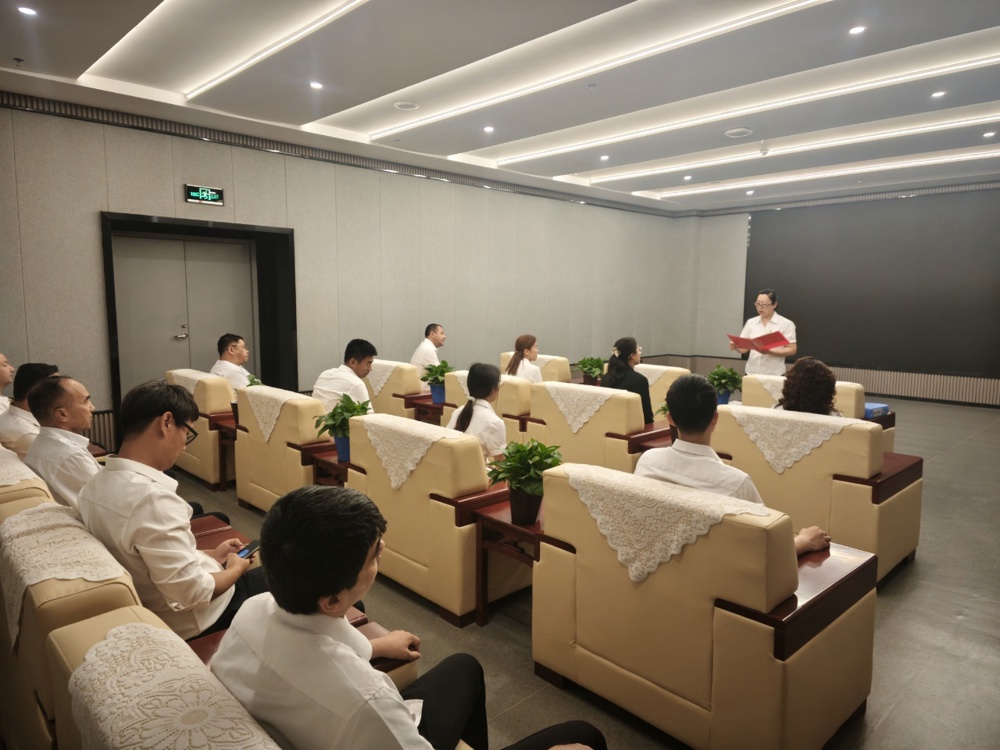 践行使命新担当，职教薪火传匠心